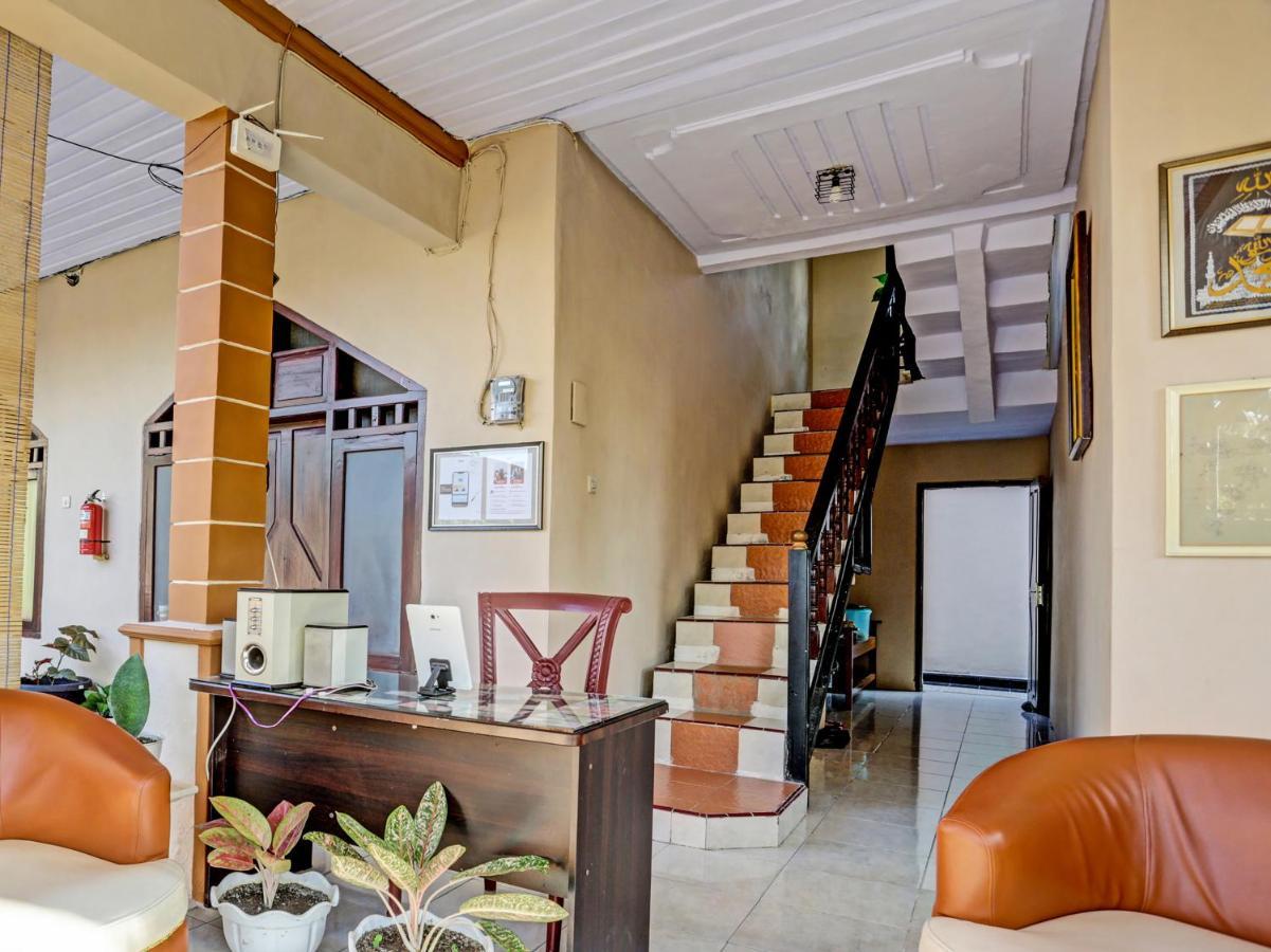 Oyo 91261 Cita Suraya Homestay Banyuwangi  Exterior foto